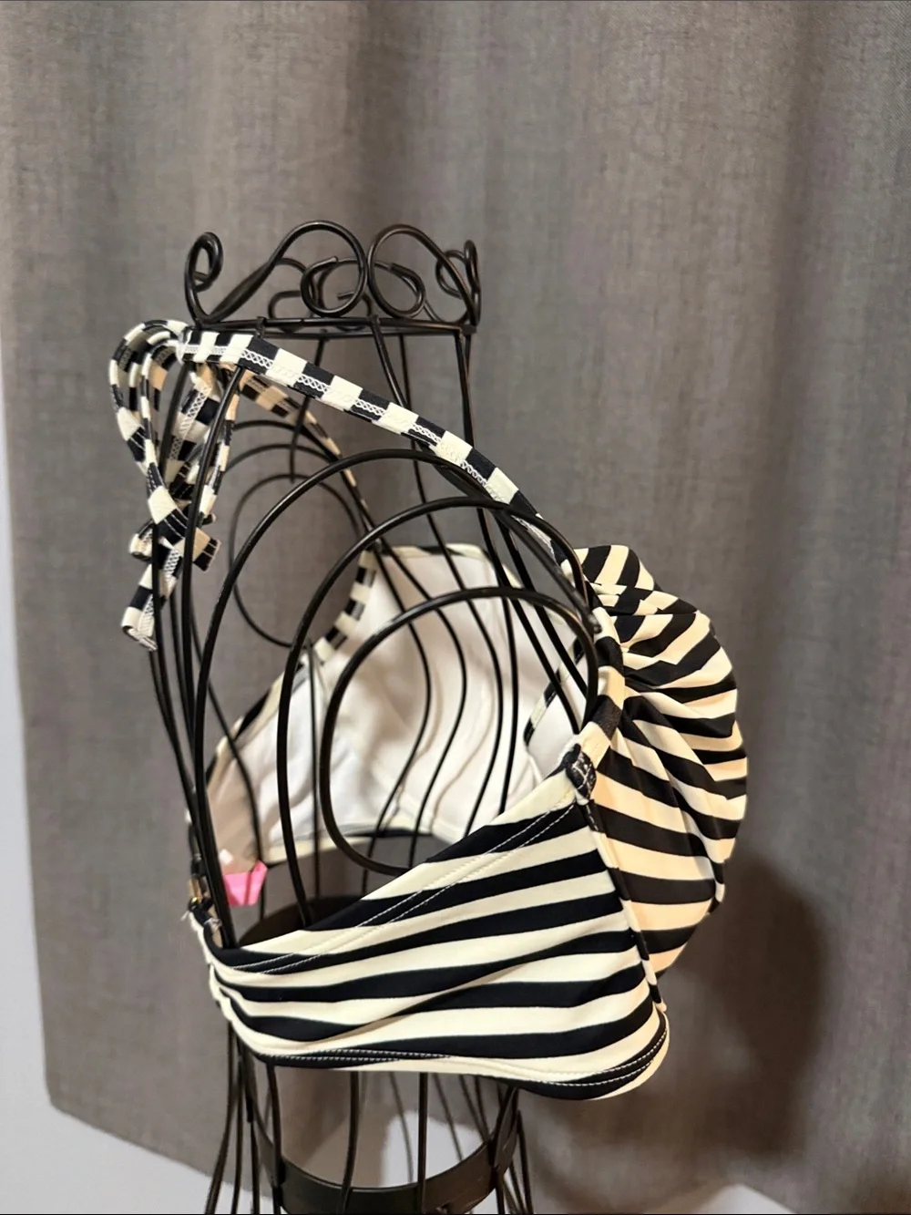Victoria's Secret Black & White Striped Halter Bikini Top 34 DD